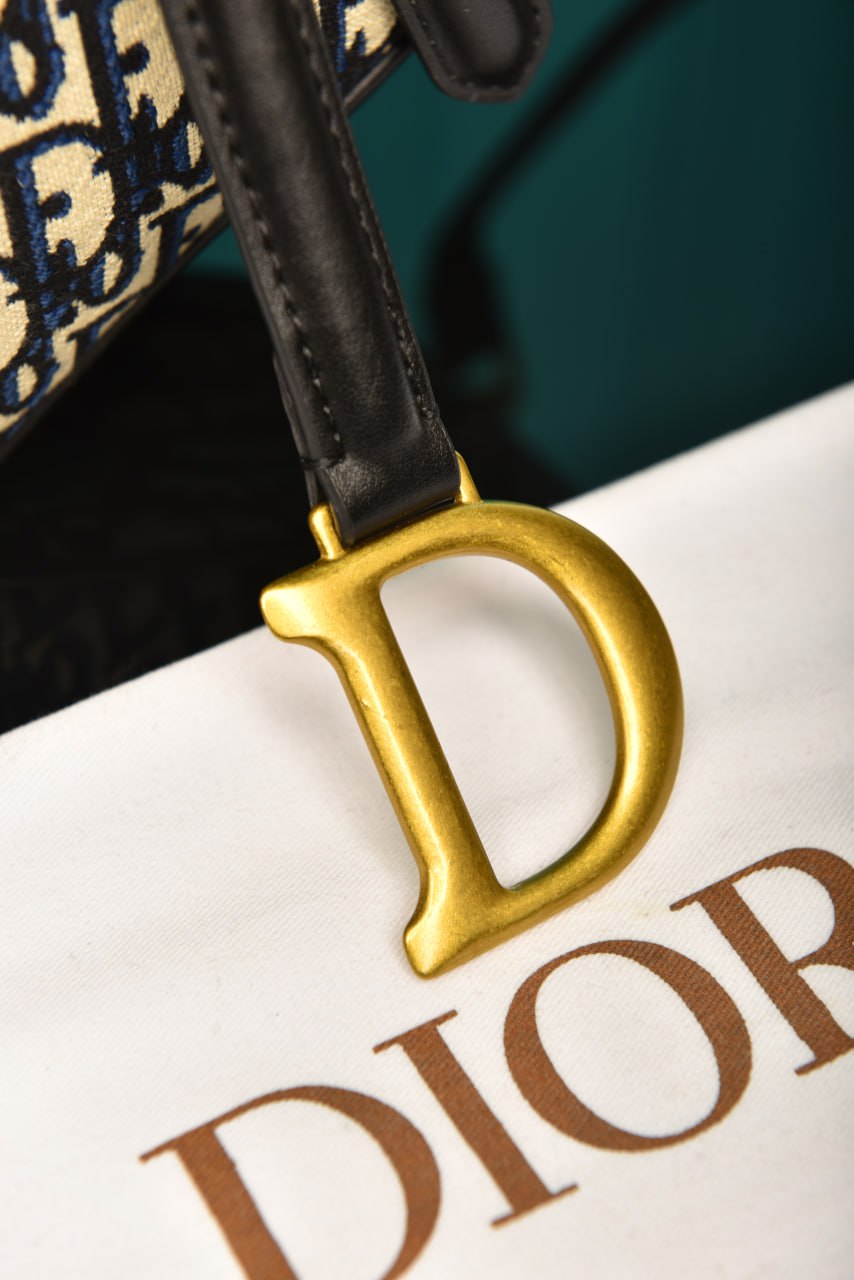 C-D - Saddle Bag