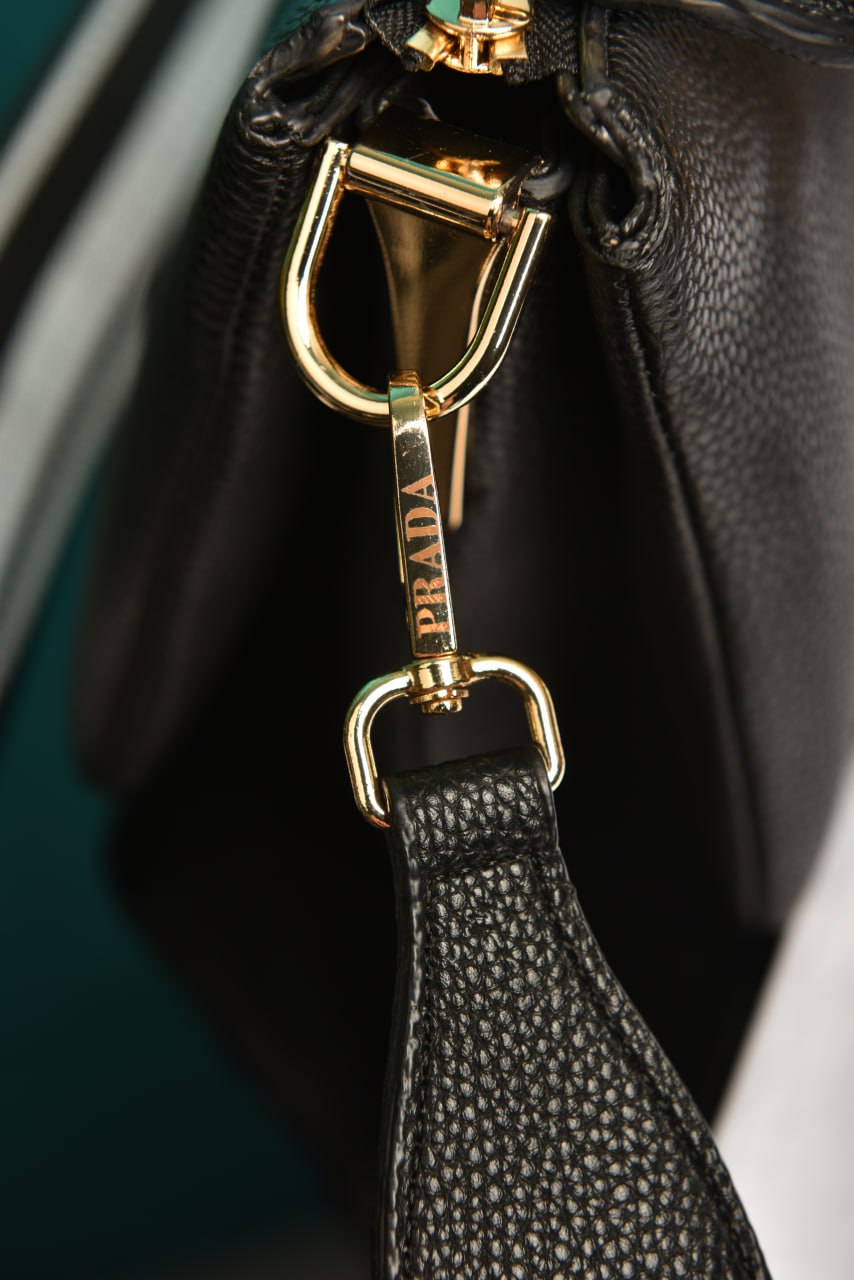 PR - Vitello Daino Soft Mini Zippered Bag Argilla