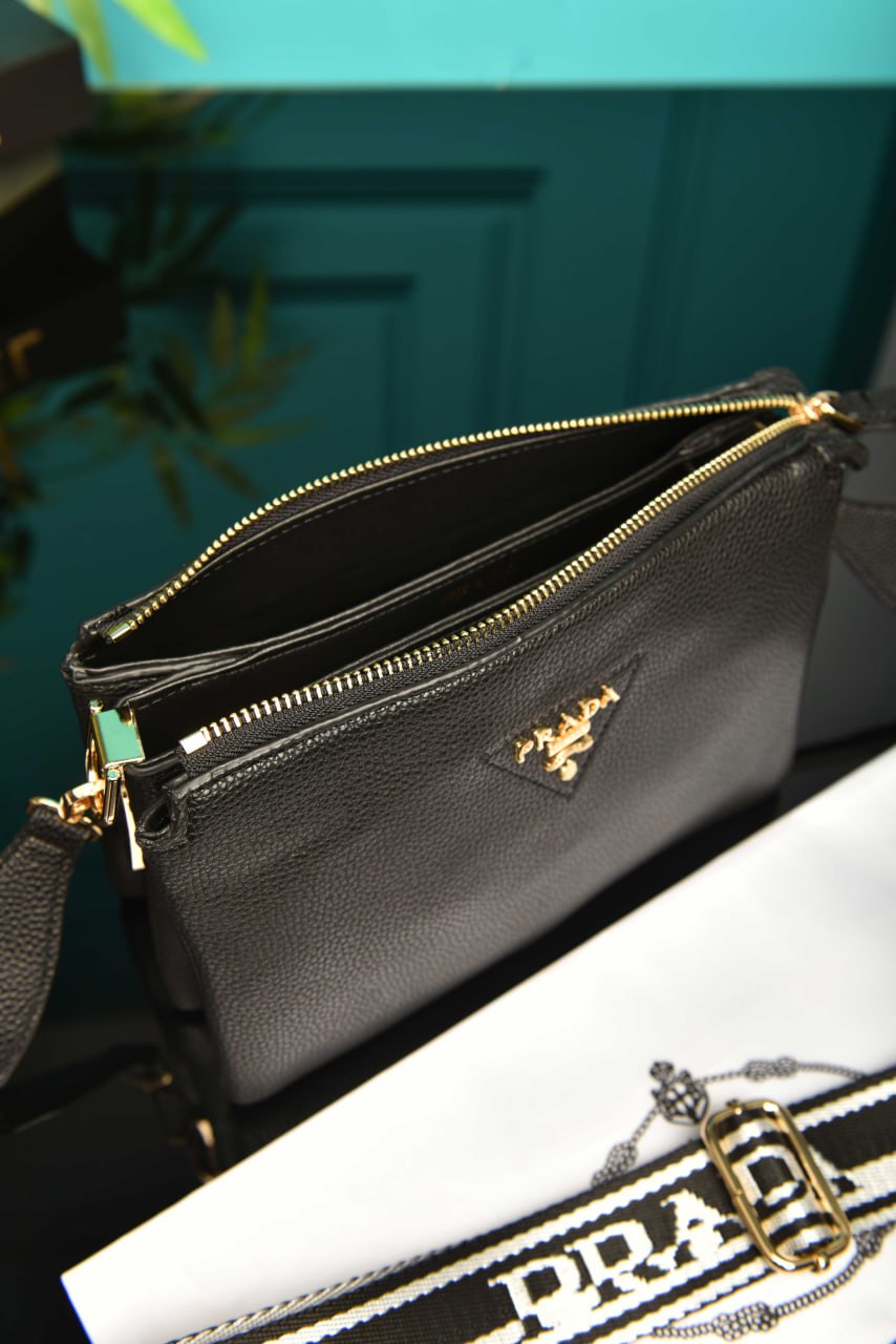 PR - Vitello Daino Soft Mini Zippered Bag Argilla