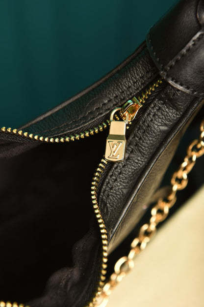 L - Loop Bag - Black