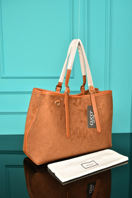 GCC - Emblem Medium Tote Bag in Suede