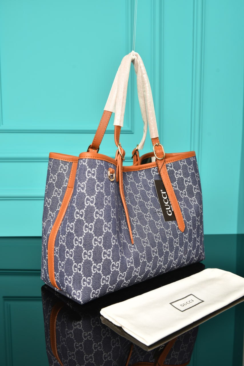 GCC - Emblem Medium Tote Bag