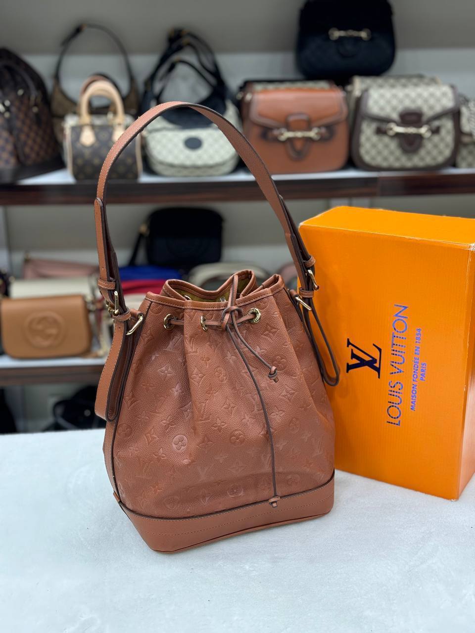 L - Noe Bag