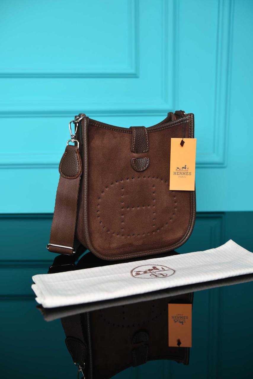 HM - Evelyne 16 Amazone Bag in Suede