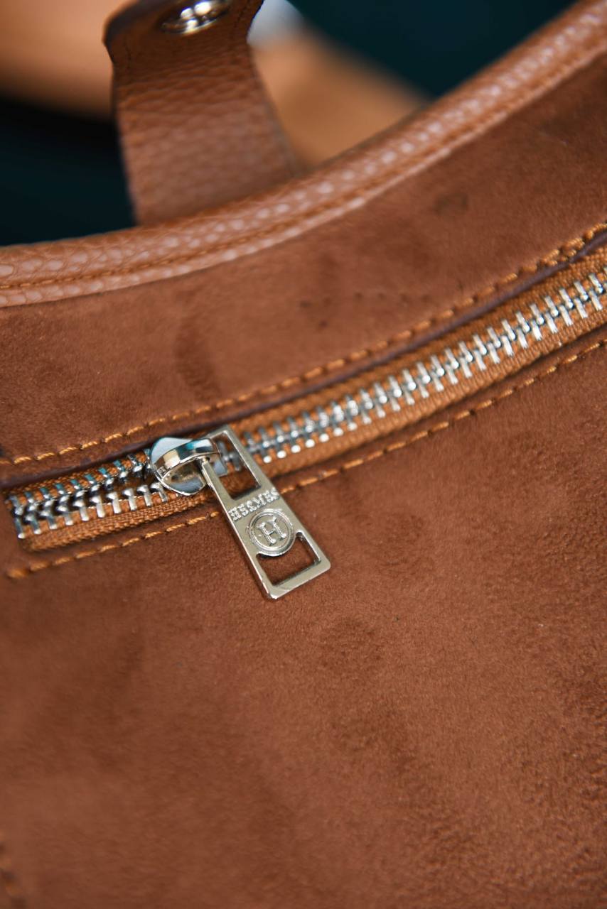 HM - Evelyne 16 Amazone Bag in Suede