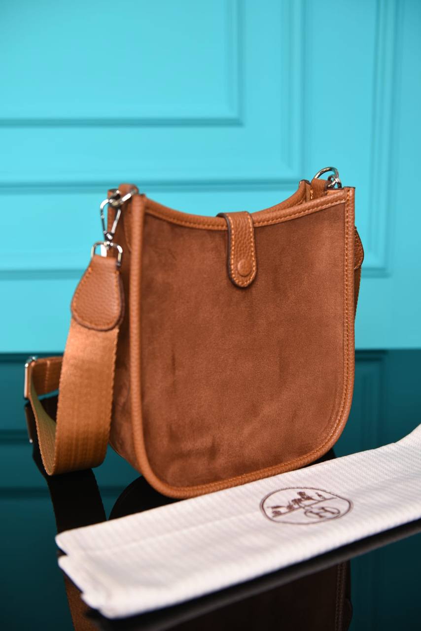 HM - Evelyne 16 Amazone Bag in Suede