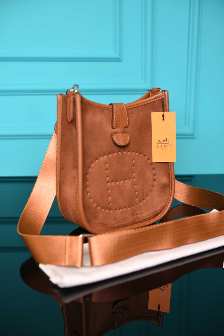 HM - Evelyne 16 Amazone Bag in Suede