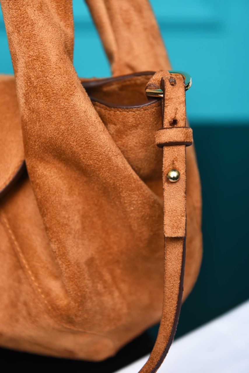 FD - Spy Medium Bag in Suede