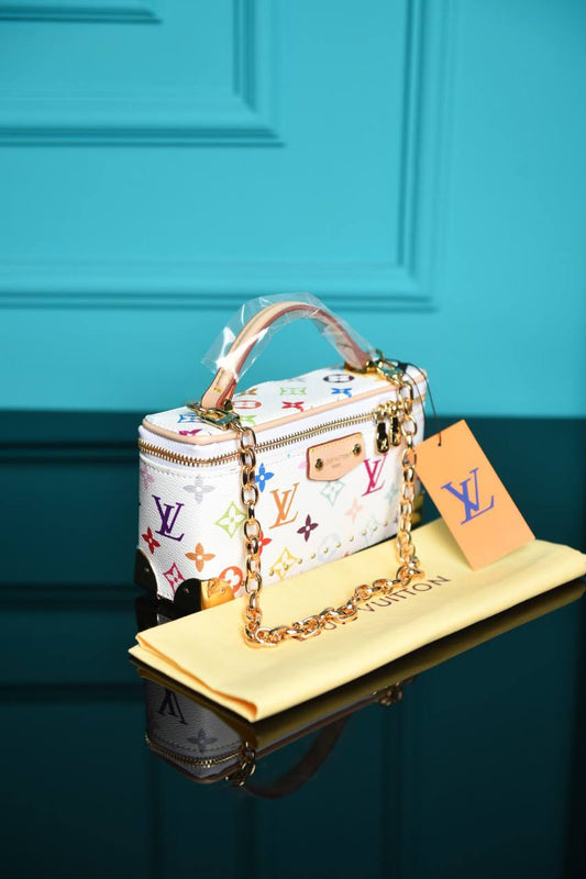 L - Vanity Pouch Trunk