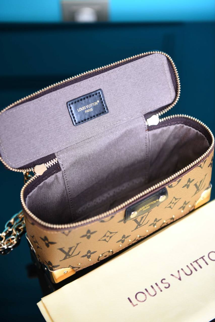 L - Vanity Pouch Trunk
