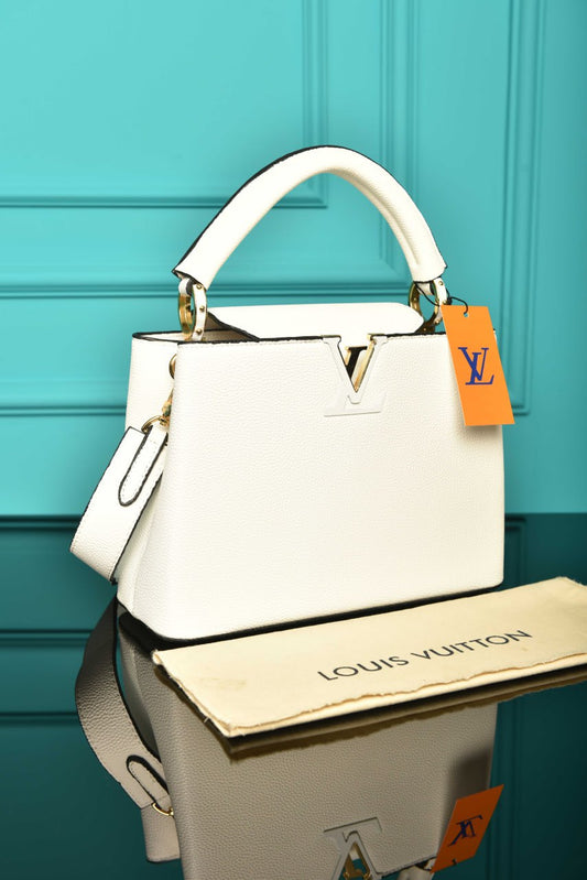 L - Capucines Bag