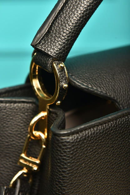 L - Capucines Bag