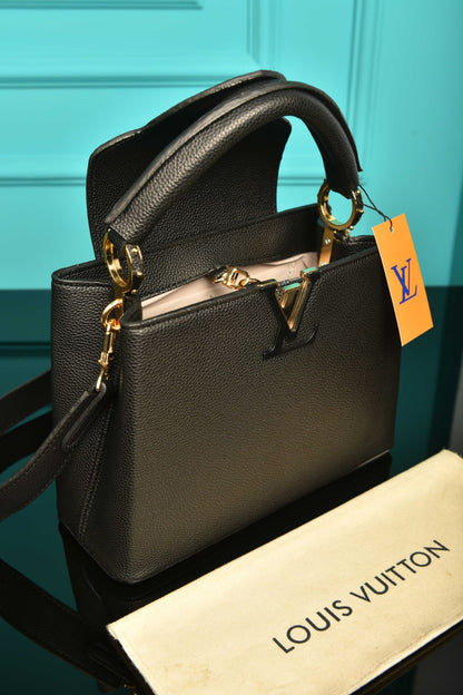L - Capucines Bag