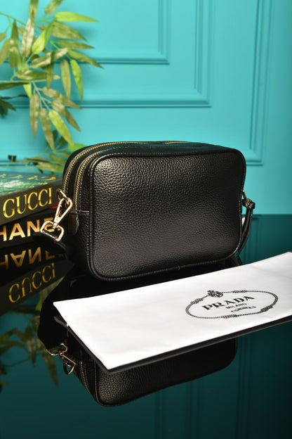 PR - Textured Camera Bag