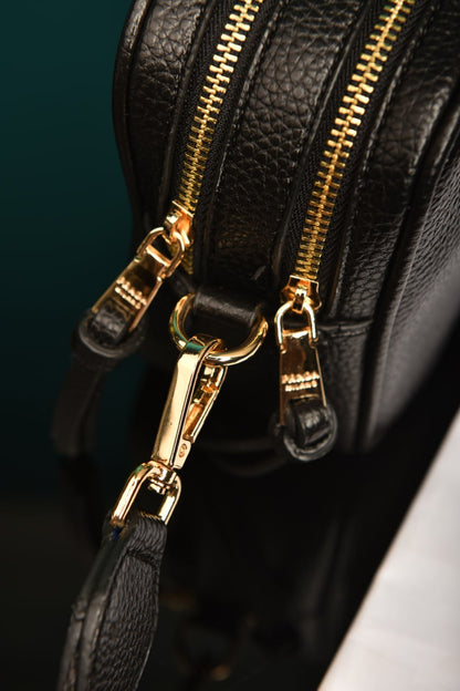 PR - Textured Camera Bag