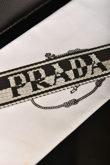 PR - Textured Camera Bag