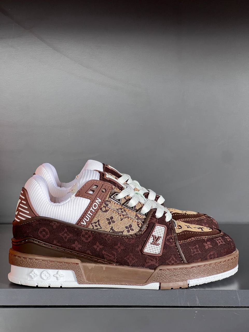L - Shoes