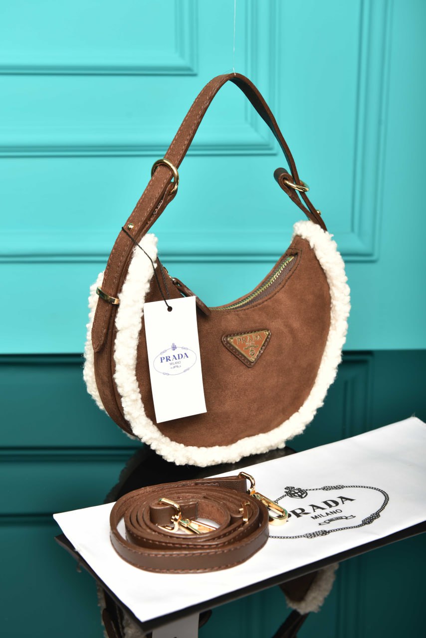 PR - Arque Small Leather Shoulder Bag (Suede)