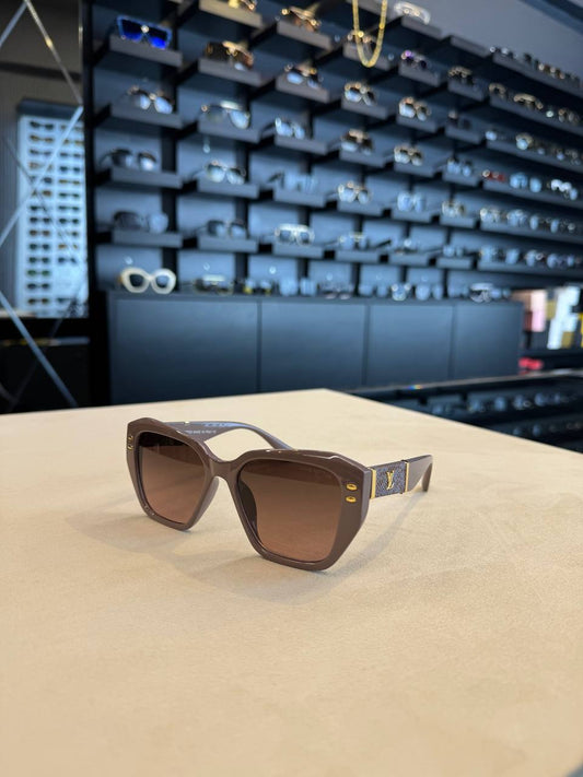 L - Sunglasses