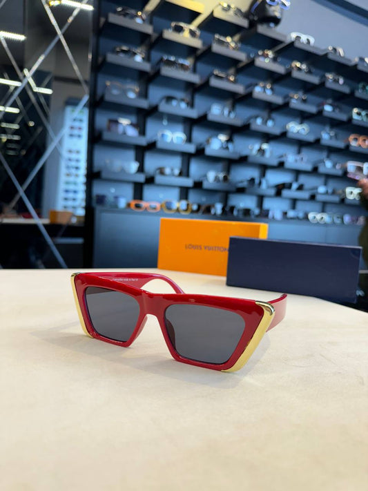L - Sunglasses