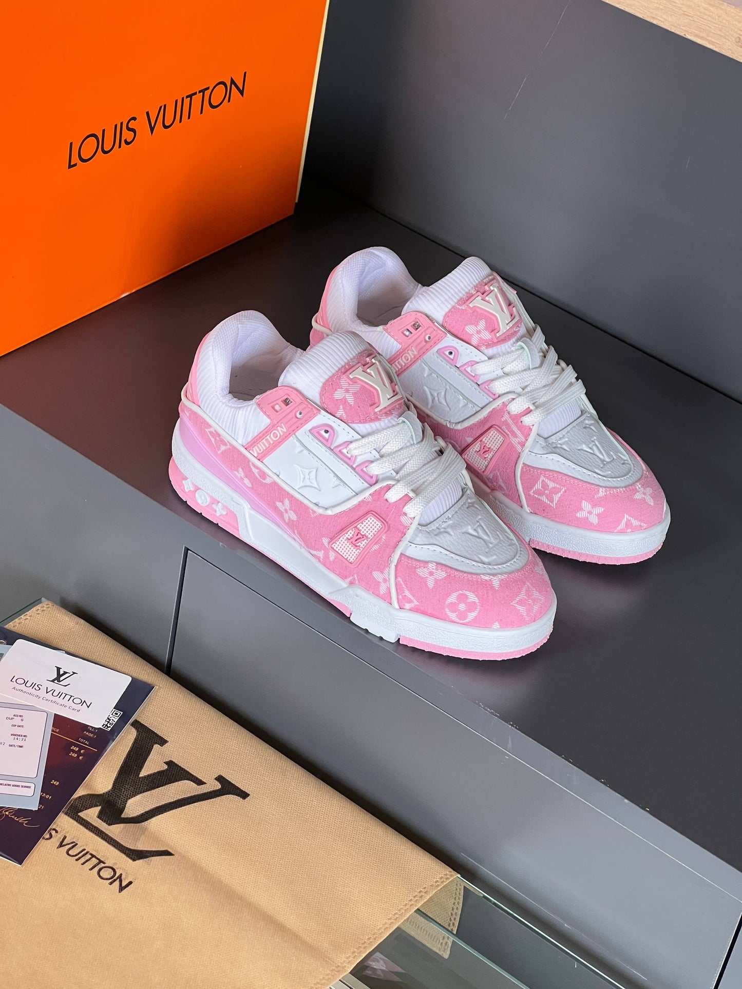 L - Shoes