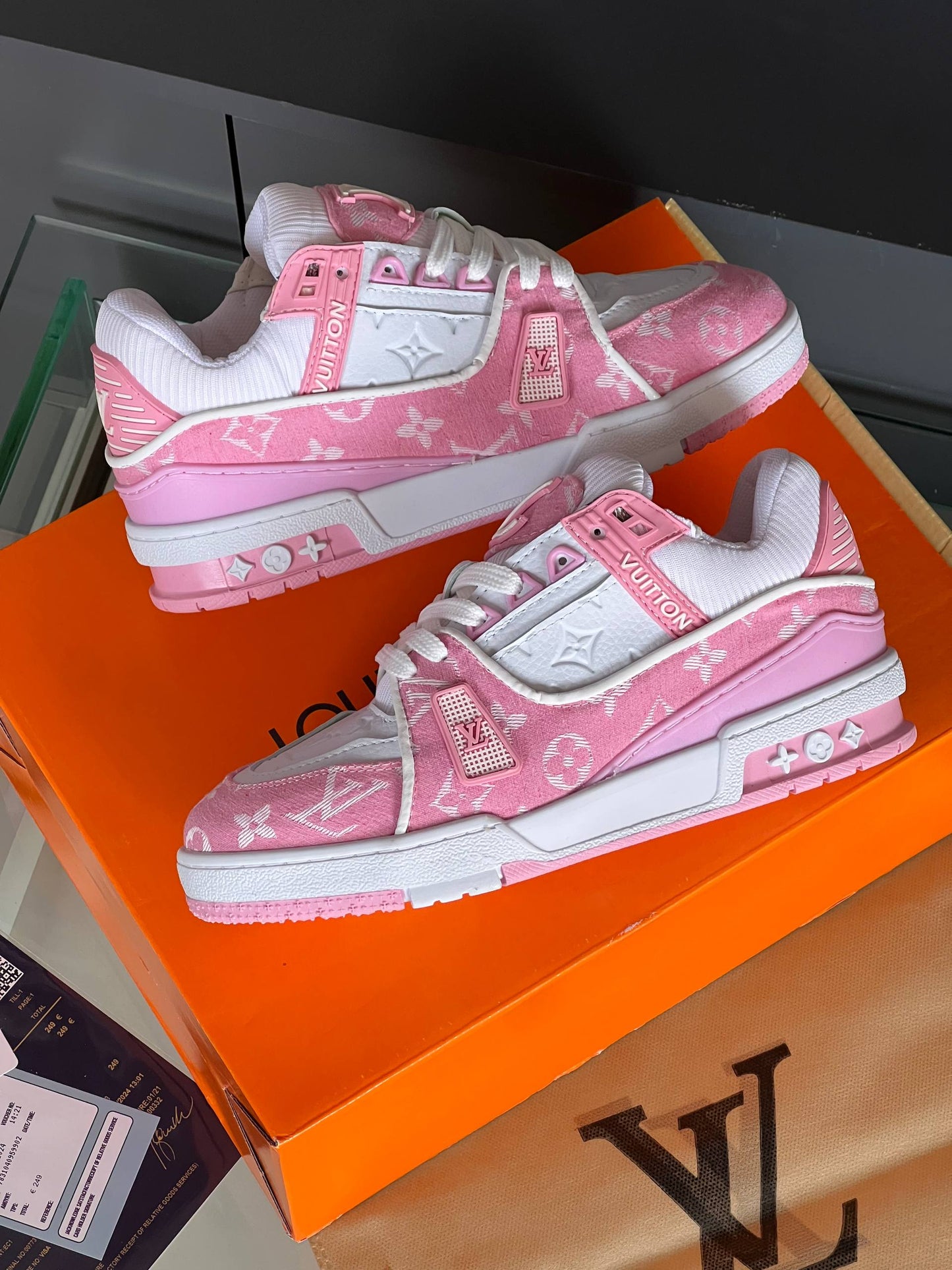 L - Shoes