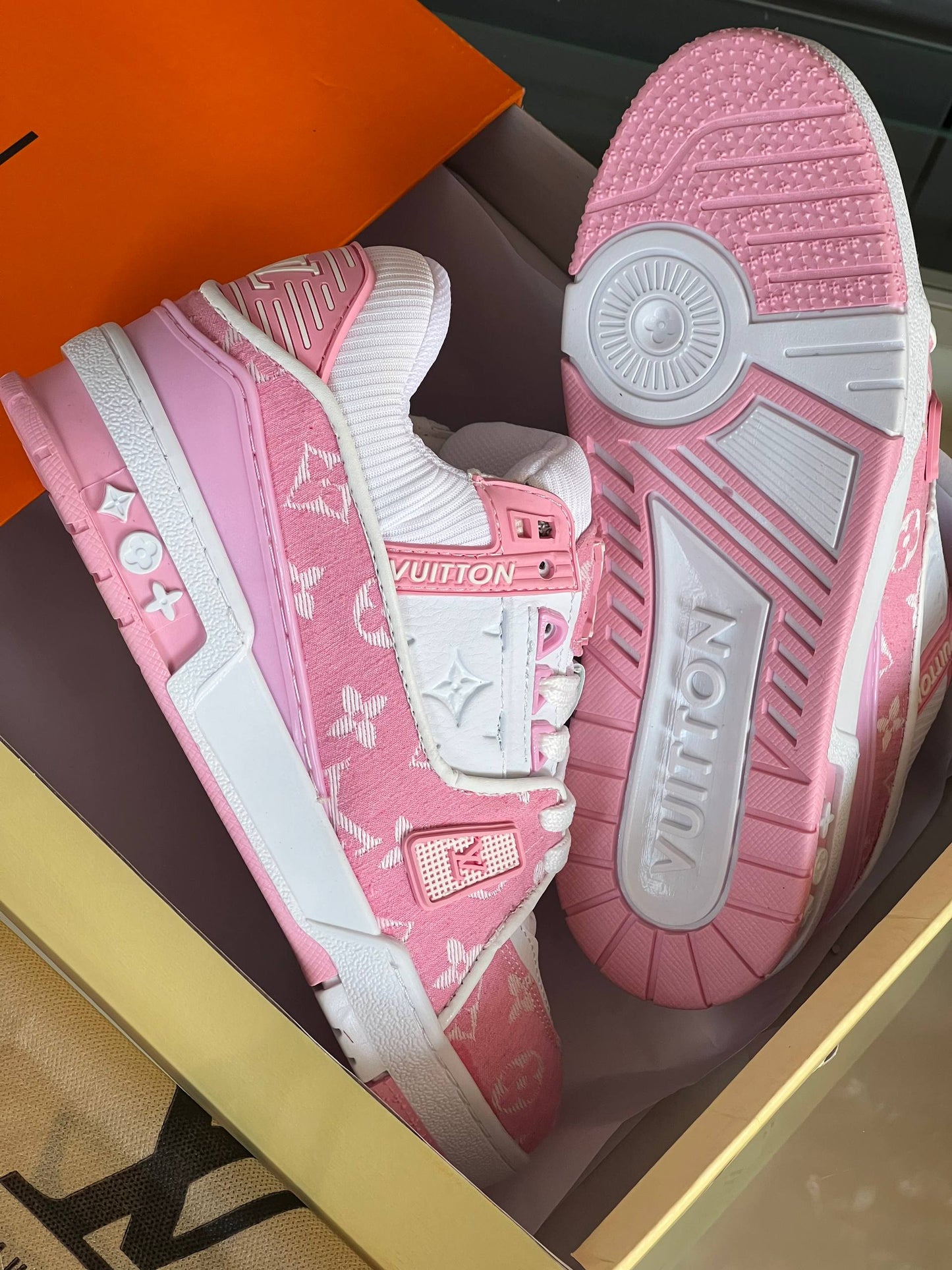 L - Shoes