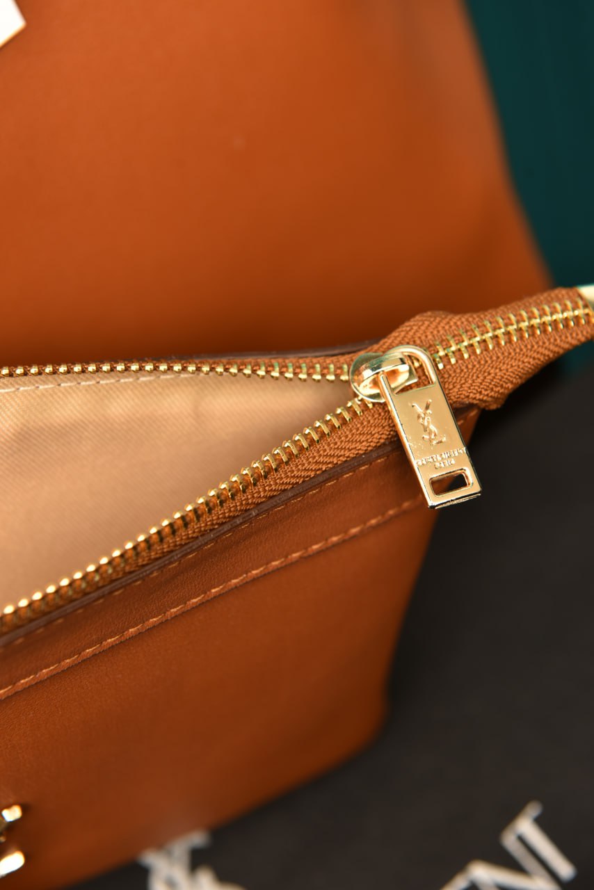 YS - Y Tote in Leather Bag