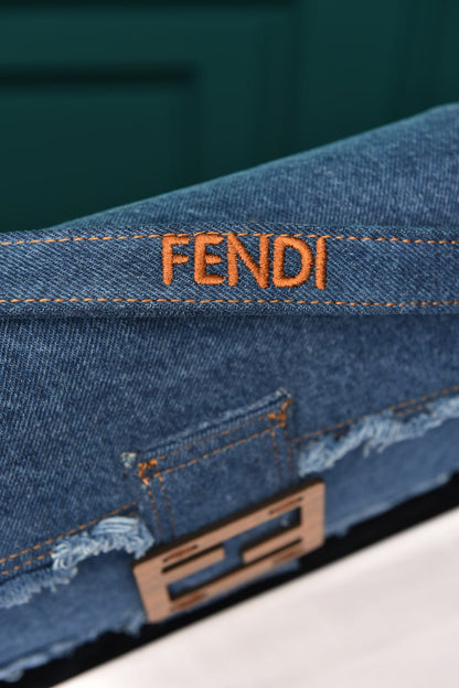 FD - Baguette Bag in Denim