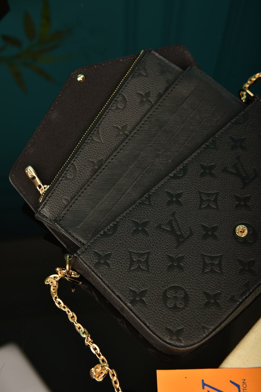 L - Felicie Pochette