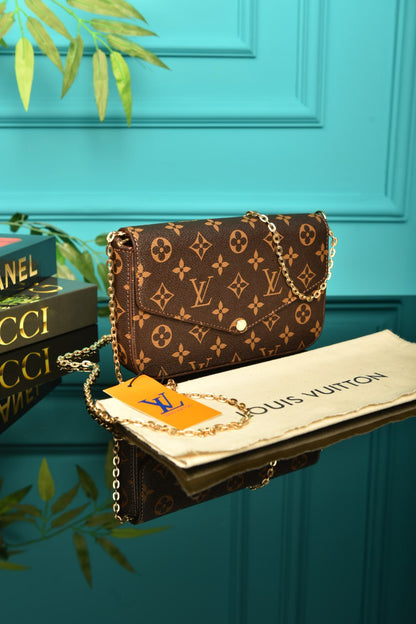 L - Felicie Pochette