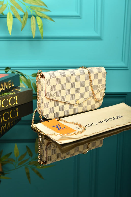 L - Felicie Pochette