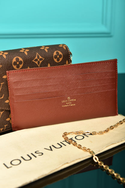 L - Felicie Pochette
