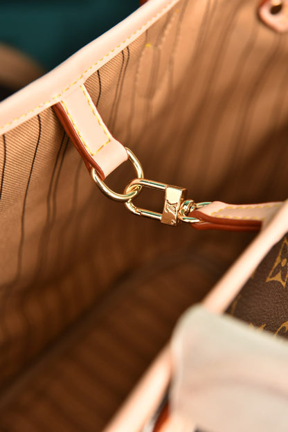 L - Neverfull Bandouliere Inside Out MM