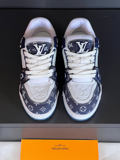 L - Shoes