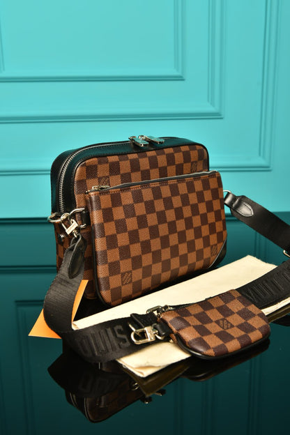 L - Trio Messenger