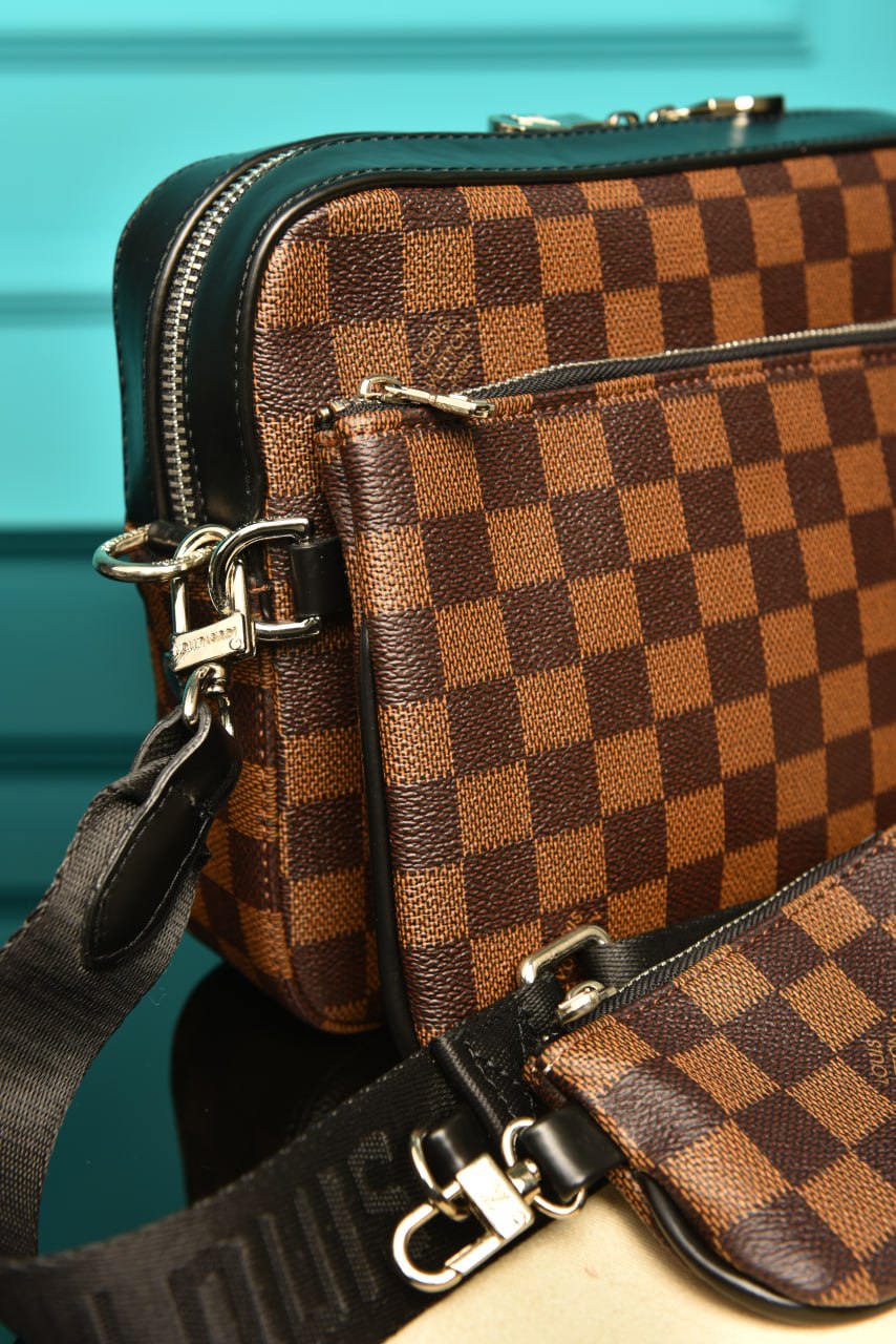 L - Trio Messenger