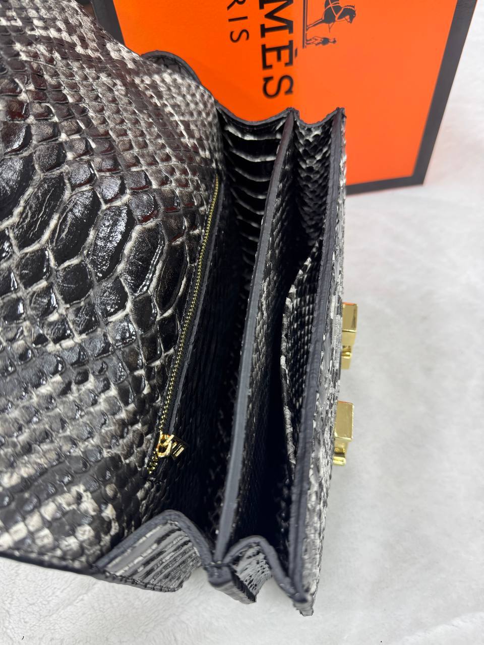 HM  -Constance Bag