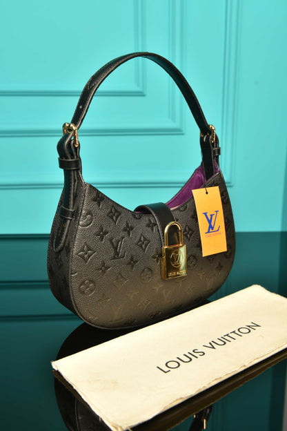 L - Low Key Shoulder Bag