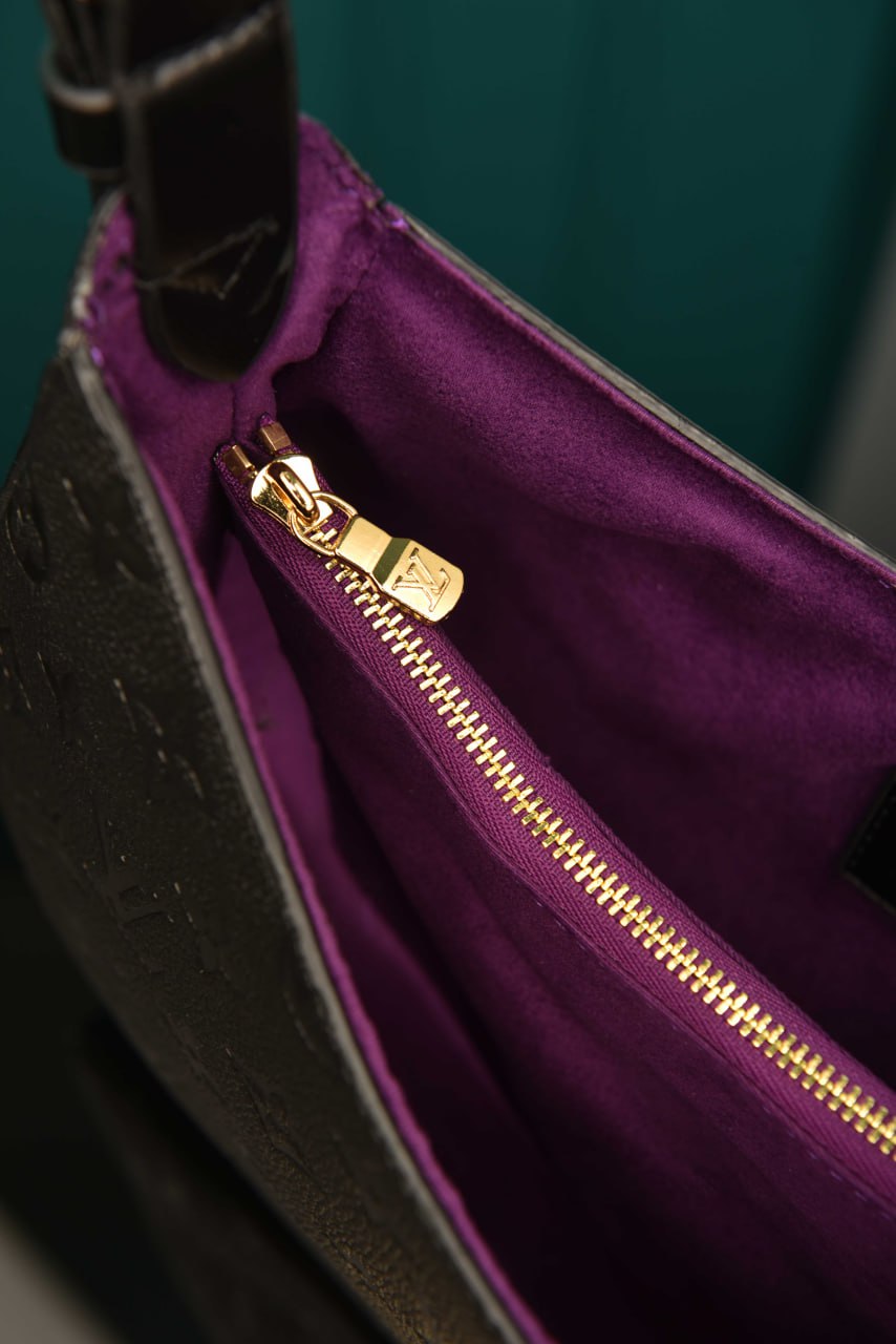 L - Low Key Shoulder Bag