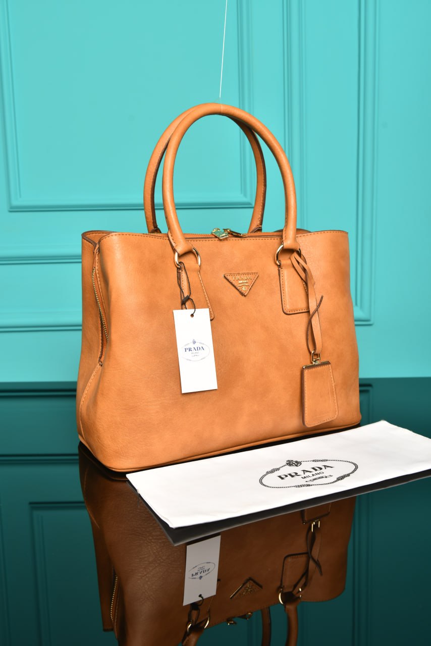 PR - Galleria Large Saffiano