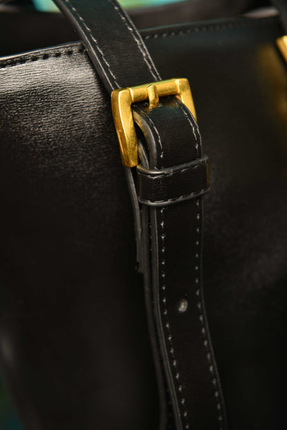 YS - e 37 in Shiny Leather